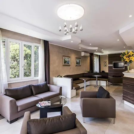 Sorriso Hotel Toscolano Maderno
