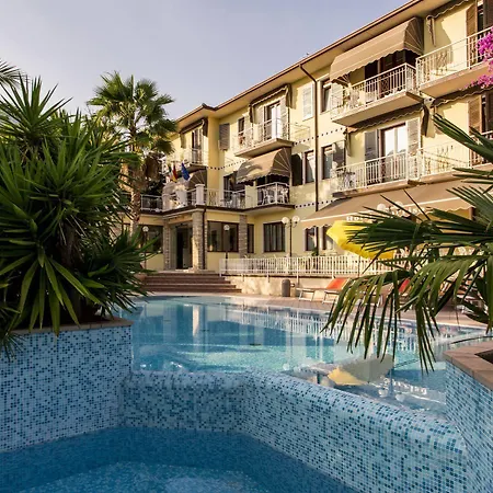 Sorriso Hotel 3*
